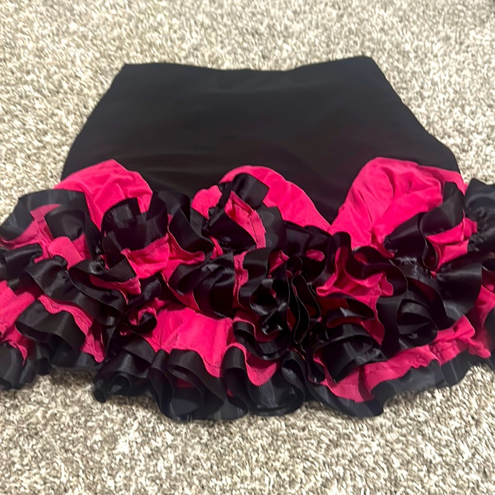 Gorgeous dancing skirt
